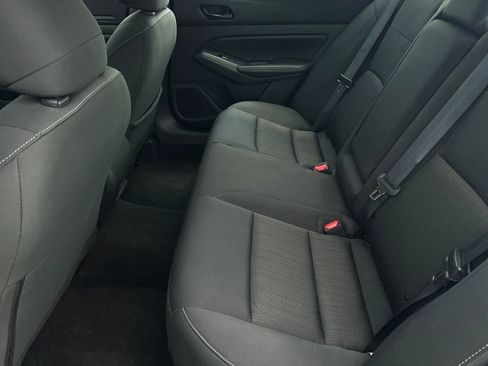 Used 2025 Nissan Altima 2.5 SV FWD image 15