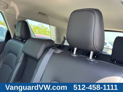 Used 2026 Nissan Pathfinder SL FWD image 31