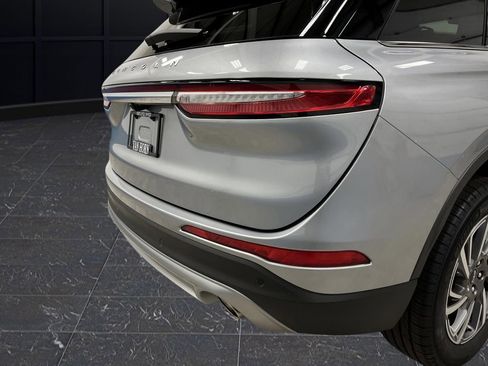 Used 2024 Lincoln Corsair AWD image 33