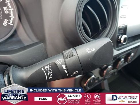 Used 2023 Toyota Tacoma SR image 32