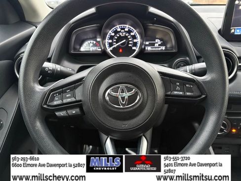 Used 2019 Toyota Yaris LE image 19
