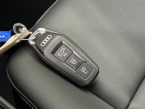 New 2027 Audi Q6 e-tron Premium Plus AWD/4WD image 25