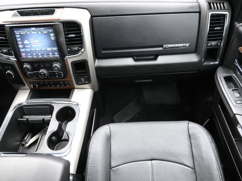 Used 2018 RAM 2500 Laramie w/ Off Road Package AWD/4WD image 40