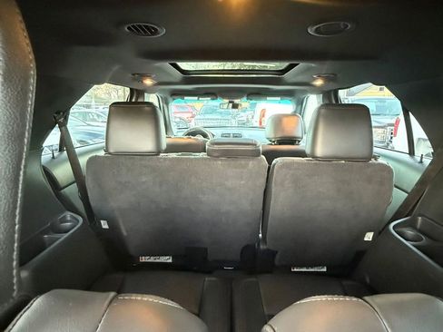 Used 2015 Ford Explorer Limited w/ Equipment Group 302A AWD/4WD image 12