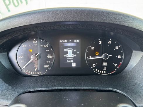 Used 2025 RAM ProMaster 2500 w/ Convenience Group FWD image 9