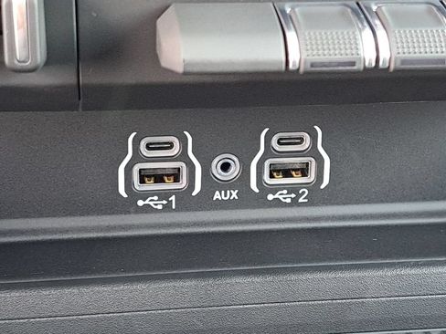 New 2026 RAM 1500 Lone Star AWD/4WD image 6