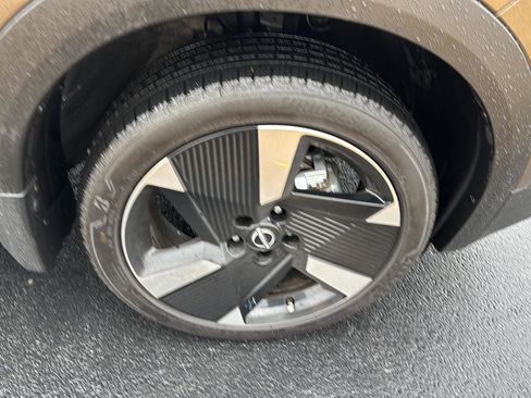 Used 2026 Nissan Kicks SR w/ SR Premium Package image 33