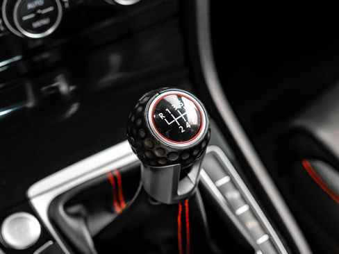 Used 2019 Volkswagen GTI S FWD image 31