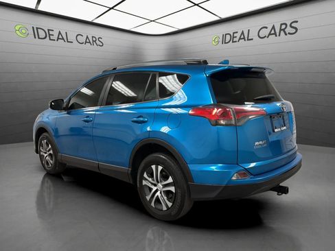 Used 2017 Toyota RAV4 LE FWD image 7