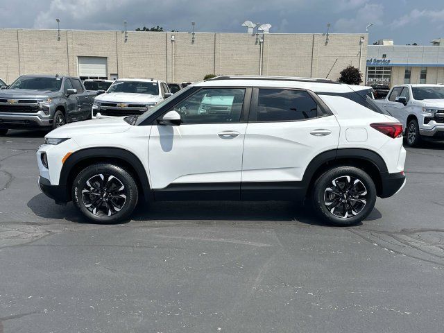 Certified 2021 Chevrolet TrailBlazer LT w/ Convenience Package FWD image 4