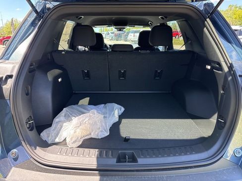 New 2026 Chevrolet Equinox LT w/ Safety and Technology Package FWD image 7