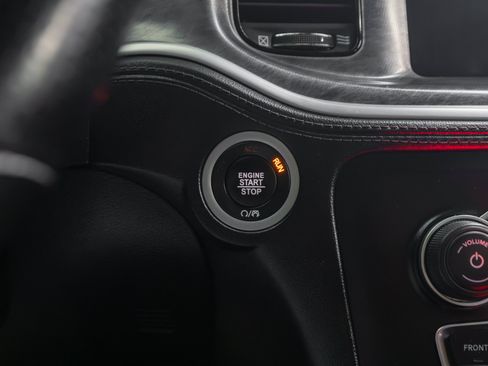 Used 2020 Dodge Charger Scat Pack w/ Daytona Edition Group RWD image 9