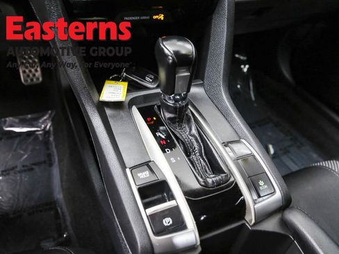 Used 2019 Honda Civic Sport image 13