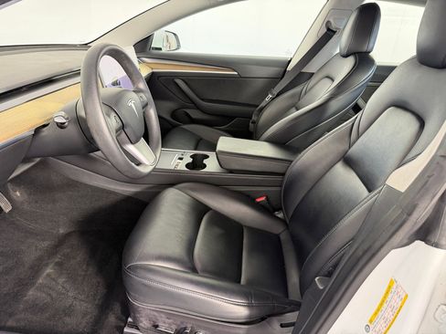 Used 2022 Tesla Model 3 RWD image 5