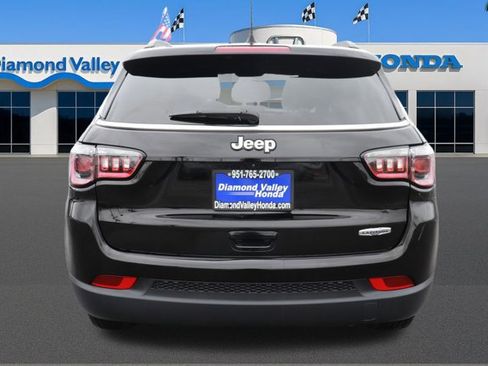 Used 2022 Jeep Compass Latitude image 5