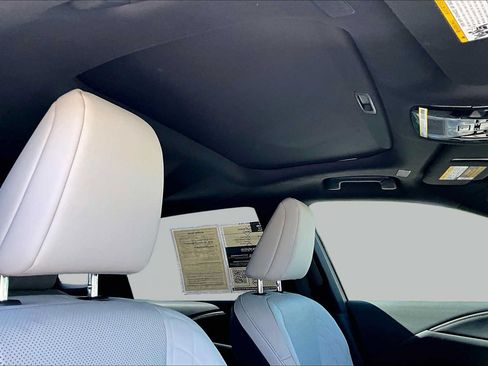 Used 2023 Lexus RX 350 Premium w/ Accessory Package AWD/4WD image 13