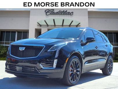 New 2025 Cadillac XT5 Sportv w/ LPO, Red Accent Package