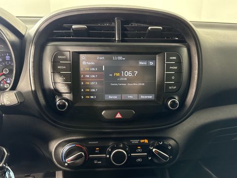 Used 2020 Kia Soul LX image 25