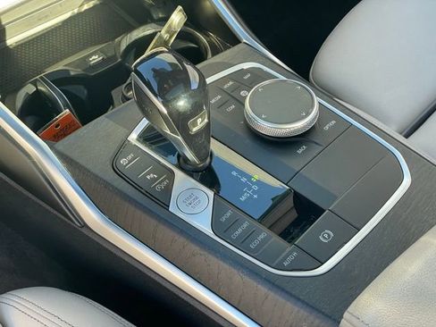 Used 2022 BMW 430i xDrive Coupe w/ Premium Package image 19