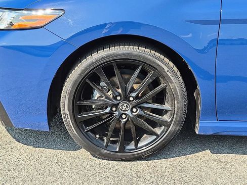Used 2023 Toyota Camry XSE FWD image 10