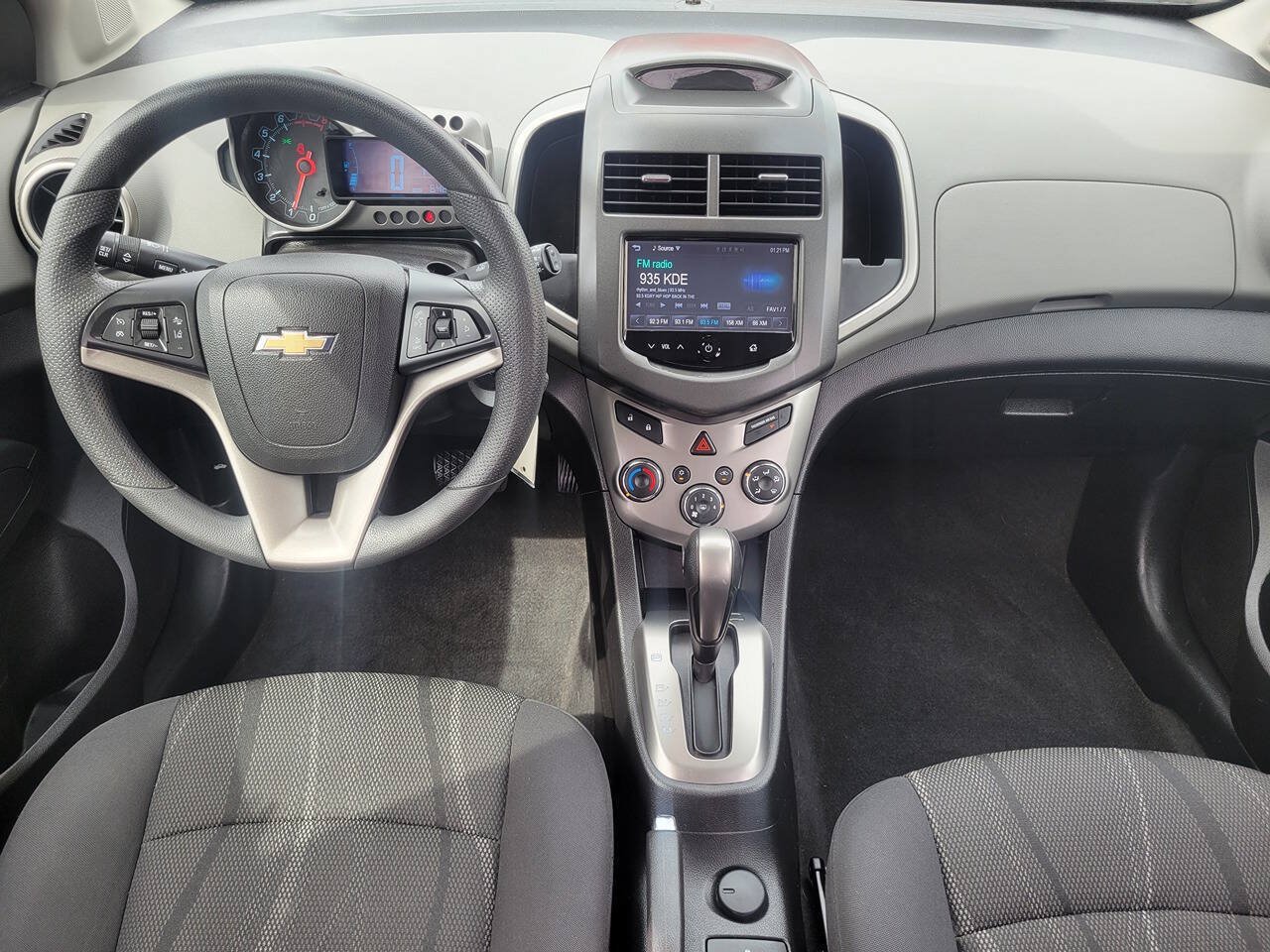 Used 2016 Chevrolet Sonic LT w/ Driver Confidence Package FWD image 22