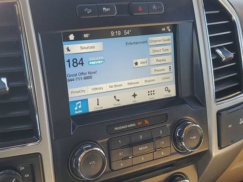Used 2017 Ford F150 Lariat w/ Equipment Group 501A Mid AWD/4WD image 17