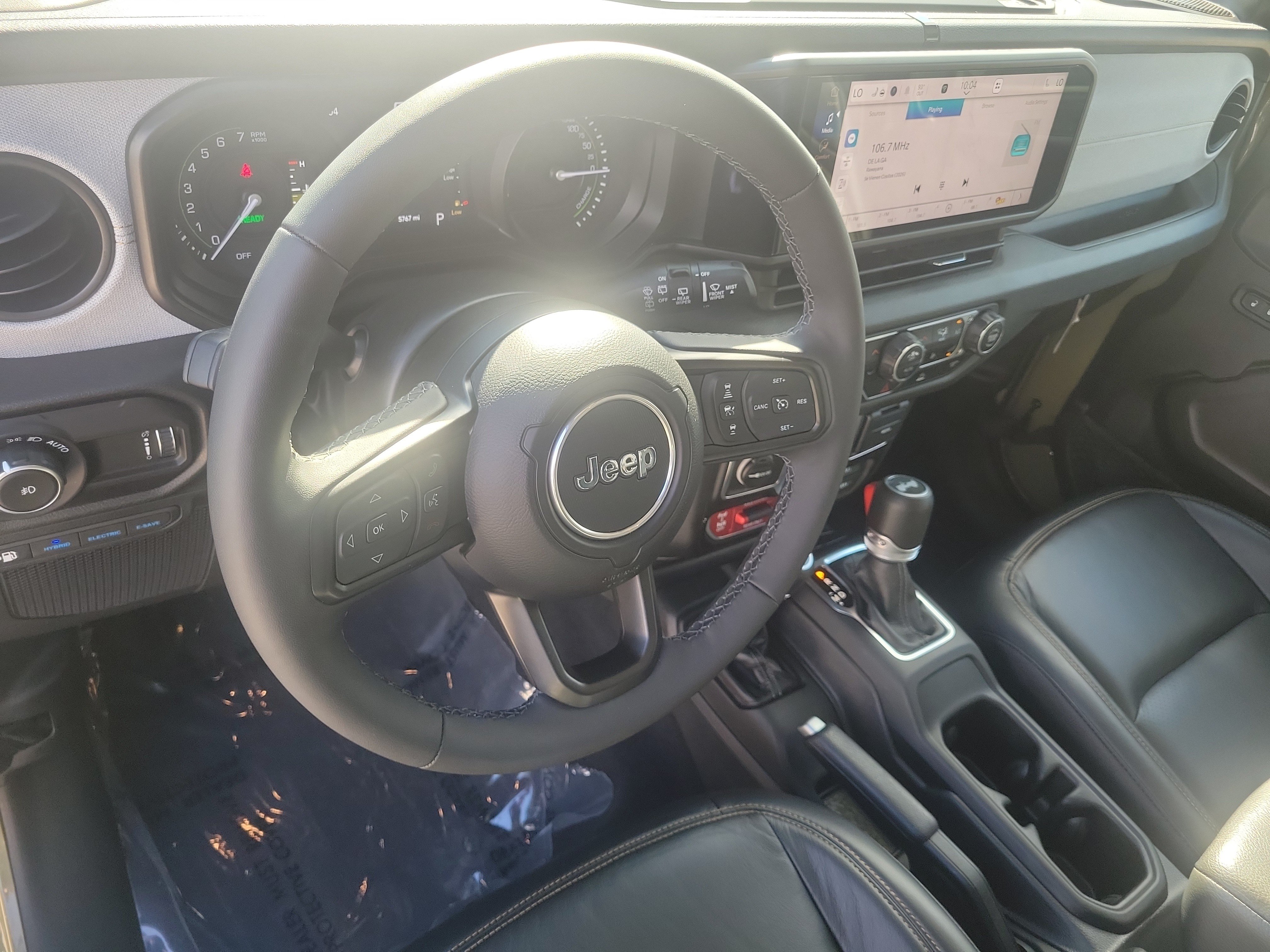 Used 2025 Jeep Wrangler Unlimited Sport S 4xe AWD/4WD image 9