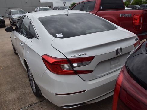 Used 2019 Honda Accord LX image 8