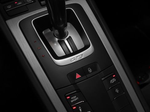 Certified 2018 Porsche 911 GT3 image 54