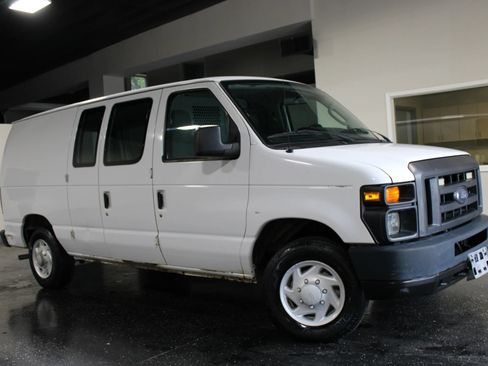 Used 2009 Ford E-150 and Econoline 150 RWD image 33