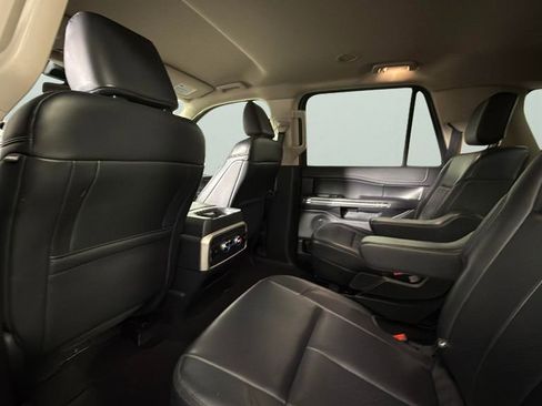 Used 2024 Ford Expedition Max XLT image 29