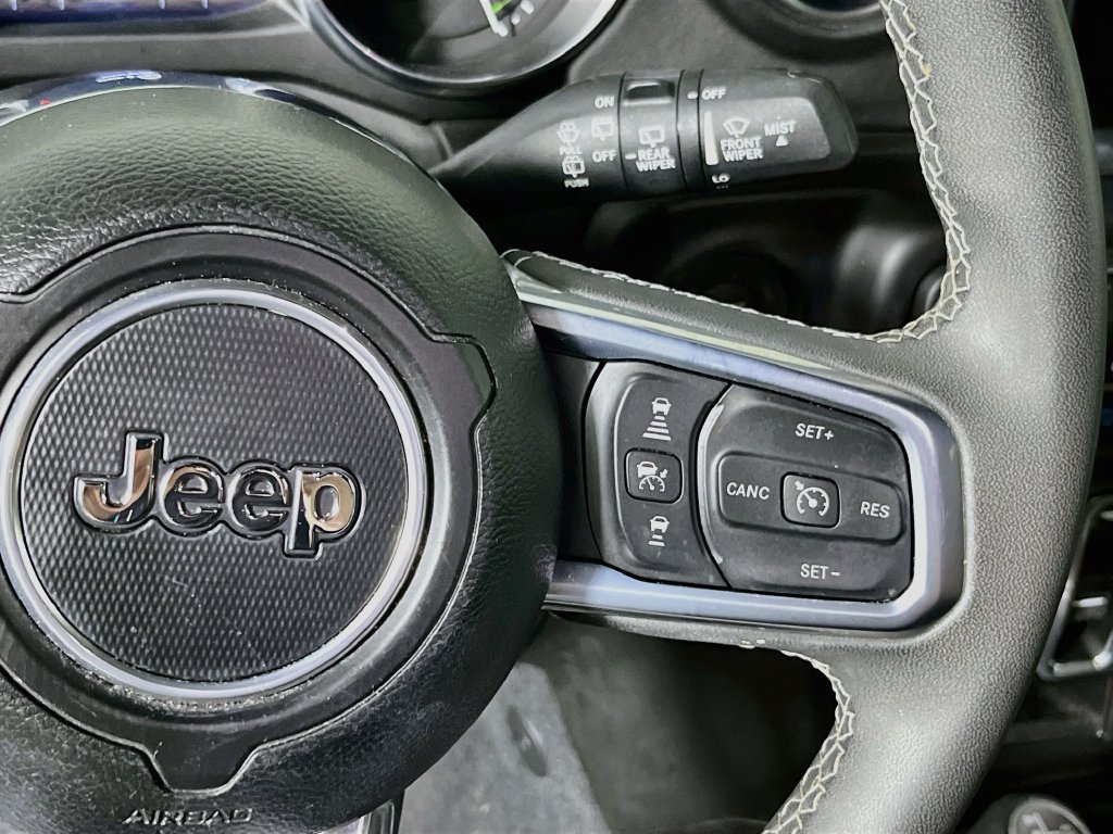 Used 2023 Jeep Wrangler Unlimited Sahara w/ Safety Group AWD/4WD image 16