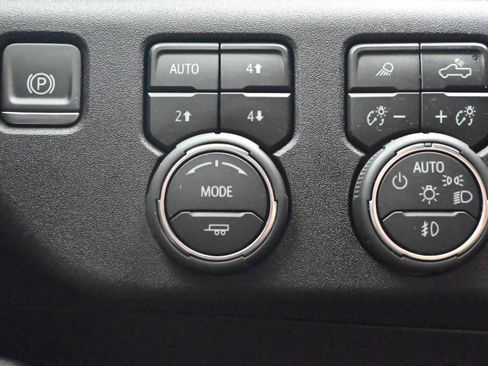 Used 2024 Chevrolet Silverado 1500 RST image 16