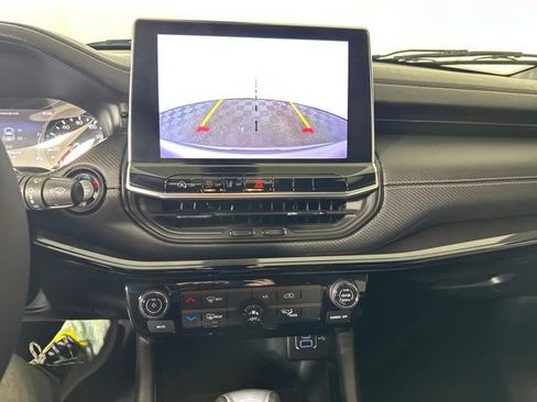 Used 2022 Jeep Compass Altitude image 22