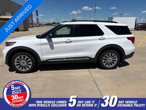 Used 2021 Ford Explorer XLT AWD/4WD image 6