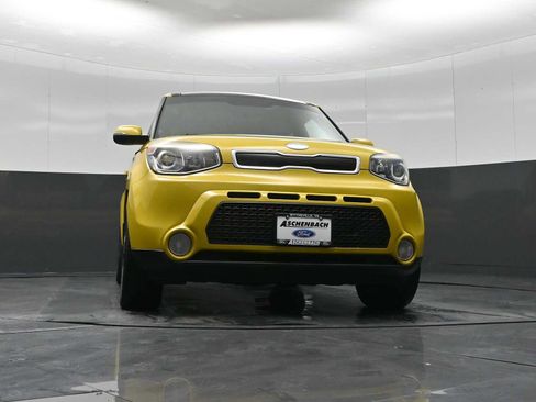 Used 2014 Kia Soul ! w/ Sun & Sound Package FWD image 19