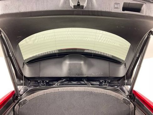 Used 2023 Cadillac XT4 Premium Luxury FWD image 21