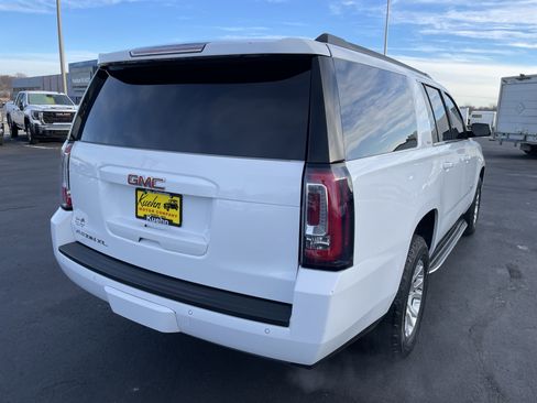 Used 2019 GMC Yukon XL SLE w/ HD Trailering Package image 8