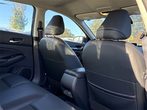 Used 2023 Nissan Altima 2.5 SR image 14