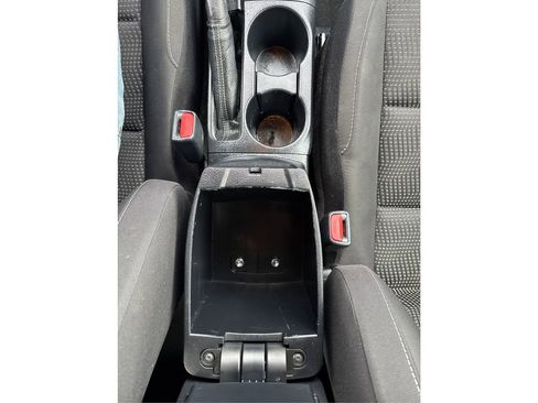 Used 2017 Toyota Corolla iM image 19