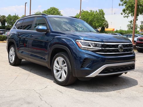 Used 2022 Volkswagen Atlas SE AWD/4WD image 2