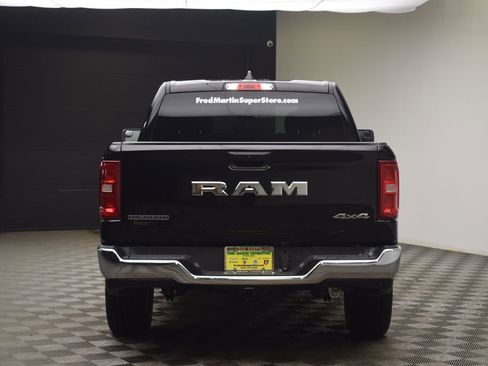 New 2026 RAM 1500 4x4 Crew Cab image 10