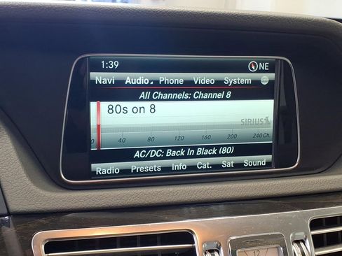 Used 2014 Mercedes-Benz E 350 Sedan image 15