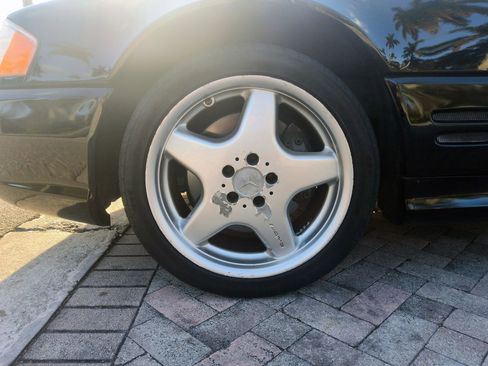 Used 2002 Mercedes-Benz SL 500 image 34