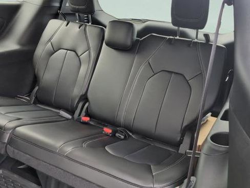 New 2026 Chrysler Voyager LX image 23