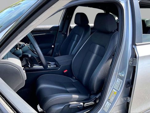 Used 2025 Honda Civic Sport image 15