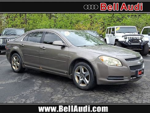 Used 2010 Chevrolet Malibu LT w/ Power Convenience Package FWD image 1