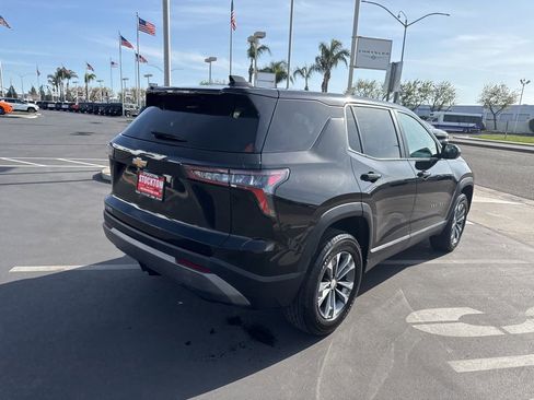 Used 2025 Chevrolet Equinox LT image 4