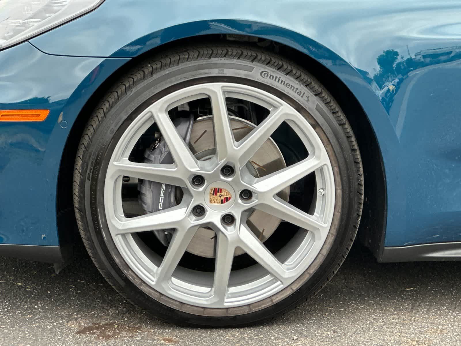 Certified 2026 Porsche Panamera 4 AWD/4WD image 32