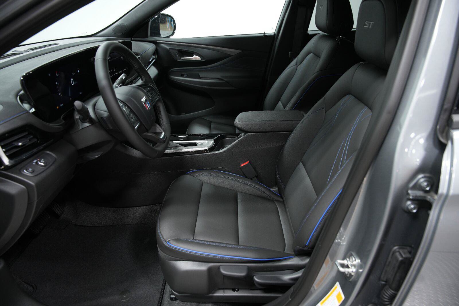 New 2026 Buick Envista Sport Touring FWD image 34